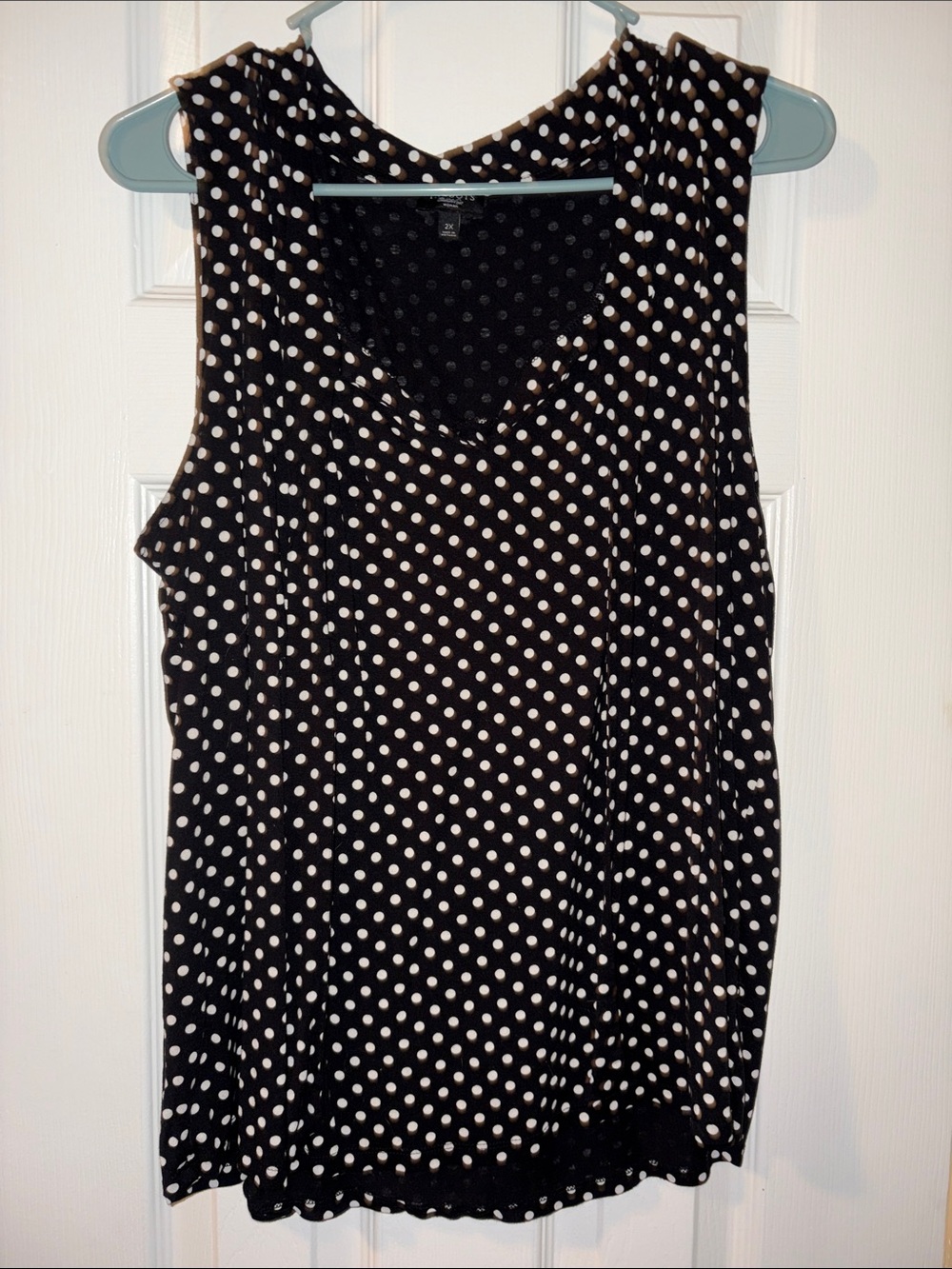Talbots Sleeveless Black Polka Dot V-Neck Top - Classic Women's Tank